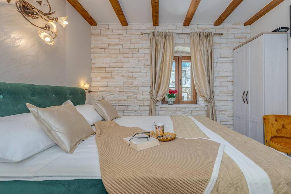 Diva 1,Stylish Old Town Studio Apartment Near Beach Σπλιτ Εξωτερικό φωτογραφία