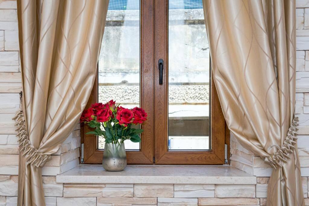 Diva 1,Stylish Old Town Studio Apartment Near Beach Σπλιτ Εξωτερικό φωτογραφία